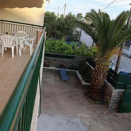 Дом отдыха House In *